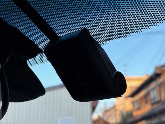 ホンダ ヴェゼル ハイブリッド X ホンダセンシング 大阪府 2018(平30)年 5.6万km クリスタルブラックパール 純正ナビ/フルセグ/バックカメラ/Bluetooth/CD/DVD/ホンダセンシング/パドルシフト/ドライブレコーダー/ビルトインETC/LEDヘッドライト/電子パーキング/プッシュスタート/スマートキー×2