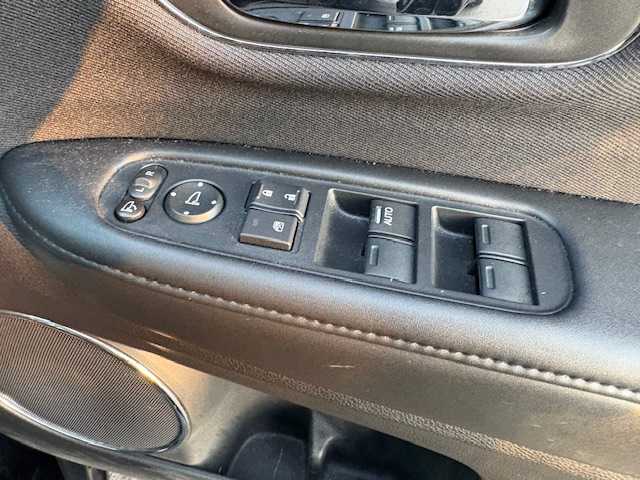 ホンダ ヴェゼル ハイブリッド X ホンダセンシング 大阪府 2018(平30)年 5.6万km クリスタルブラックパール 純正ナビ/フルセグ/バックカメラ/Bluetooth/CD/DVD/ホンダセンシング/パドルシフト/ドライブレコーダー/ビルトインETC/LEDヘッドライト/電子パーキング/プッシュスタート/スマートキー×2