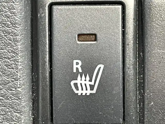 スズキ ワゴンＲ FX 岡山県 2015(平27)年 2.6万km フィズブルーパールメタリック 登録時走行距離：25115km/禁煙車/純正オーディオ/　(CD/AM/FM/AUX)/シートヒーター/ヘッドライトレベライザー/リモコンキー/アイドリングストップ/純正ホイールキャップ/ドアバイザー/電動格納ミラー/純正フロアマット/横滑防止装置/盗難防止装置