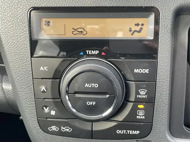 スズキ ワゴンＲ FX 岡山県 2015(平27)年 2.6万km フィズブルーパールメタリック 登録時走行距離：25115km/禁煙車/純正オーディオ/　(CD/AM/FM/AUX)/シートヒーター/ヘッドライトレベライザー/リモコンキー/アイドリングストップ/純正ホイールキャップ/ドアバイザー/電動格納ミラー/純正フロアマット/横滑防止装置/盗難防止装置