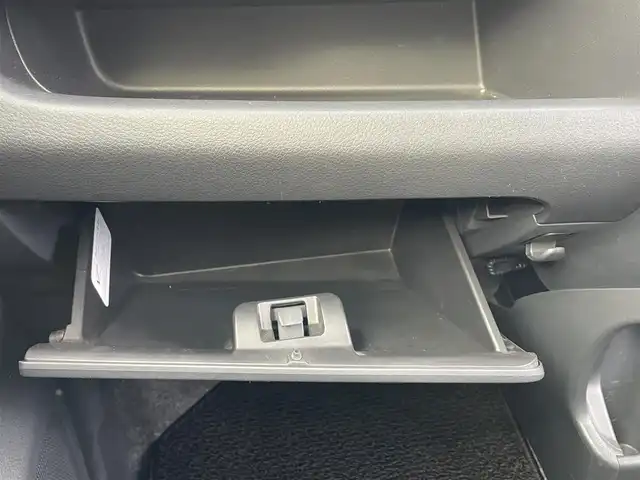 スズキ ワゴンＲ FX 岡山県 2015(平27)年 2.6万km フィズブルーパールメタリック 登録時走行距離：25115km/禁煙車/純正オーディオ/　(CD/AM/FM/AUX)/シートヒーター/ヘッドライトレベライザー/リモコンキー/アイドリングストップ/純正ホイールキャップ/ドアバイザー/電動格納ミラー/純正フロアマット/横滑防止装置/盗難防止装置