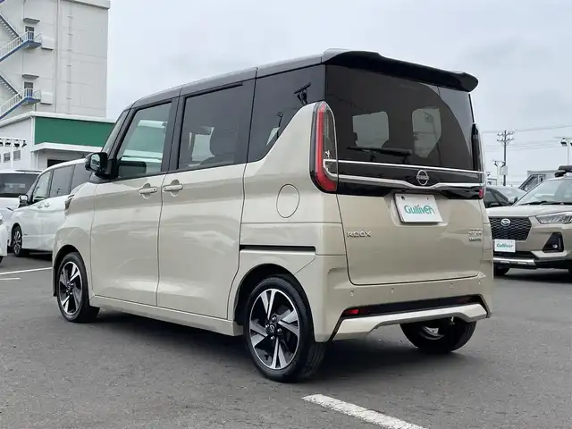 日産 ルークス HWS Gターボ プロパイロットED 東京都 2024(令6)年 1.5万km フローズンバニラパール/アッシュブラウンM ケンウッドナビ/アラウンドビューモニター/エマージェンシーブレーキ/車線逸脱警報/ソナー/プロパイロット/ETC/アイドリングストップ/ドライブレコーダー/ステアリングスイッチ/両側電動スライドドア