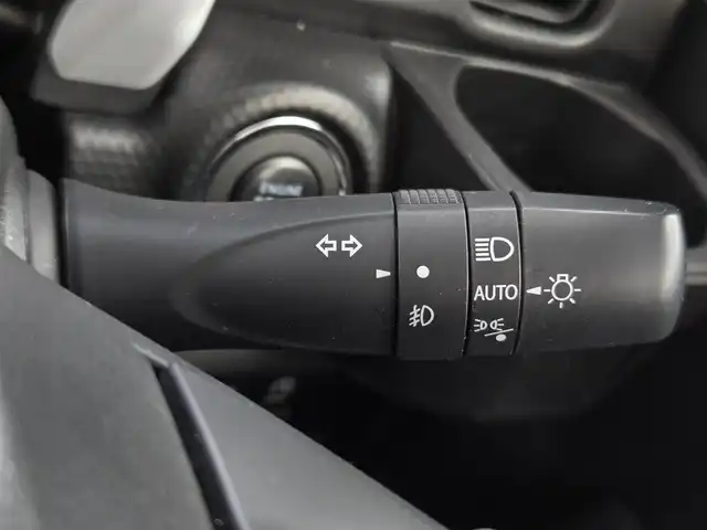 スズキ ハスラー HYBRID X 鹿児島県 2022(令4)年 1.9万km ピュアホワイトP アダプティブクルーズコントロール　/Ｄ＋Ｎ席シートヒーター　/全方位カメラ　/ビルトインＥＴＣ　/純正メモリーナビ　/Ｂｌｕｅｔｏｏｔｈオーディオ　/コーナーセンサー　/純正アルミホイール（１５インチ）/LEDヘッドライト/横滑り防止装置/レーンキープアシスト/プッシュスタート/スマートキー/エアバッグ(W＋サイド)/衝突被害軽減システム