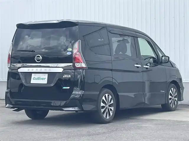 日産 セレナ ハイウェイスター 愛媛県 2017(平29)年 3.2万km ダイヤモンドブラック フリップダウンモニター/両側パワースライドドア/純正ナビ/CD/DVD/BD/BT/MSV/iPod/フルセグTV/ETC/バックカメラ/クルーズコントロール/LEDヘッドライト/オートライト/フォグランプ/純正フロアマット/純正16インチアルミホイール/盗難防止装置/衝突被害軽減システム/アイドリングストップ/3列シート/USB入力端子/プッシュスタート/スマートキー