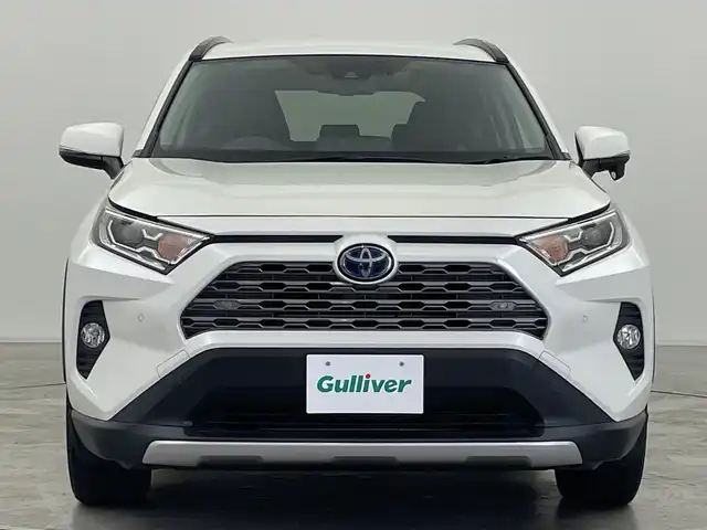 トヨタ ＲＡＶ４ ハイブリットG 群馬県 2020(令2)年 5万km ホワイトパールクリスタルシャイン 純正９型ナビ　フルセグＴＶ　バックカメラ　電動リアゲート　パワーシート　シートヒーター　ステアリングヒーター　衝突被害軽減ブレーキ　ルーフレール　ＬＥＤヘッドライト　前方ドラレコ　ＥＴＣ２．０　禁煙