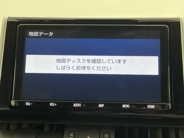 トヨタ ＲＡＶ４ ハイブリットG 群馬県 2020(令2)年 5万km ホワイトパールクリスタルシャイン 純正９型ナビ　フルセグＴＶ　バックカメラ　電動リアゲート　パワーシート　シートヒーター　ステアリングヒーター　衝突被害軽減ブレーキ　ルーフレール　ＬＥＤヘッドライト　前方ドラレコ　ＥＴＣ２．０　禁煙