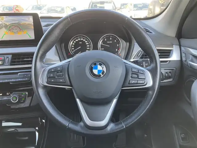ＢＭＷ Ｘ１ xDrive 18d xライン EDジョイ+ 熊本県 2020(令2)年 3.8万km サファイアブラックP ワンオーナー/純正HDDナビ（Bluetooth、AUX）/バックカメラ/コーナーセンサー/ハーフレザーシート/パワーシート/パワーバックドア/ACC/LEDヘッドライト/純正18インチアルミホイール