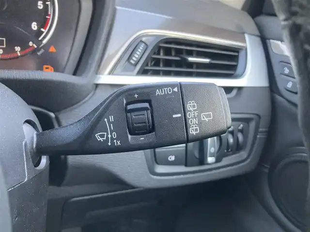 ＢＭＷ Ｘ１ xDrive 18d xライン EDジョイ+ 熊本県 2020(令2)年 3.8万km サファイアブラックP ワンオーナー/純正HDDナビ（Bluetooth、AUX）/バックカメラ/コーナーセンサー/ハーフレザーシート/パワーシート/パワーバックドア/ACC/LEDヘッドライト/純正18インチアルミホイール