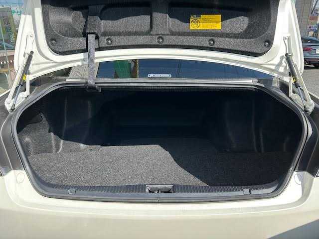 トヨタ クラウン アスリート S-T 埼玉県 2015(平27)年 8万km ホワイトパールクリスタルシャイン 純正ナビ/クルーズコントロール/前席パワーシート/ビルトインETC/ドライブレコーダー（FR）/LEDヘッドライト/LEDフォグランプ/ステアリングスイッチ/プッシュスタート/スマートキー/純正18インチアルミホイール/純正フロアマット/保証書/取扱説明書