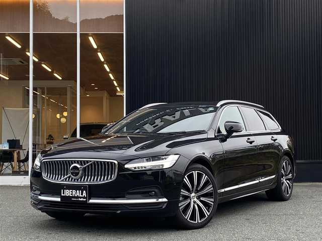 ボルボ ボルボ Ｖ９０ アルティメット B5 福岡県 2023(令5)年 0.8万km オニキスブラックP Ｇｏｏｇｌｅナビ　/パノラマＲ　/ＨＵＤ　/ＡＣＣ　/ｈａｍａｎＫａｒｄｏｎ　/シートＨ　/ベンチレーション　/ステアリングヒーター　/シートマッサージ　/３６０度カメラ　/パワーテールゲート　/ワイヤレス充電　/ＥＴＣ