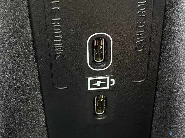 ボルボ ボルボ Ｖ９０ アルティメット B5 福岡県 2023(令5)年 0.8万km オニキスブラックP Ｇｏｏｇｌｅナビ　/パノラマＲ　/ＨＵＤ　/ＡＣＣ　/ｈａｍａｎＫａｒｄｏｎ　/シートＨ　/ベンチレーション　/ステアリングヒーター　/シートマッサージ　/３６０度カメラ　/パワーテールゲート　/ワイヤレス充電　/ＥＴＣ