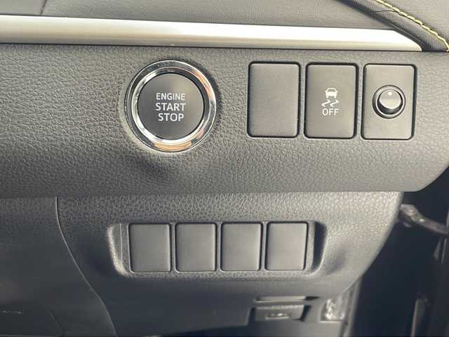 トヨタ ハリアー エレガンス 沖縄県 2014(平26)年 9万km スパークリングブラックパールクリスタルシャイン 純正8インチナビ　/フルセグＴＶ　/ＣＤ／ＤＶＤ　/ＡＵＸ　/Ｂｌｕｅｔｏｏｔｈ　/バックカメラ　/ＥＴＣ　/ＬＥＤライト　/前後ドラレコ　/ハーフレザーシート　/パワーシート　/横滑防止装置　/盗難防止装置　/純正フロアマット/純正20インチアルミホイール