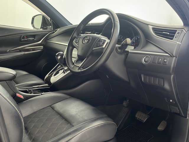 トヨタ ハリアー エレガンス 沖縄県 2014(平26)年 9万km スパークリングブラックパールクリスタルシャイン 純正8インチナビ　/フルセグＴＶ　/ＣＤ／ＤＶＤ　/ＡＵＸ　/Ｂｌｕｅｔｏｏｔｈ　/バックカメラ　/ＥＴＣ　/ＬＥＤライト　/前後ドラレコ　/ハーフレザーシート　/パワーシート　/横滑防止装置　/盗難防止装置　/純正フロアマット/純正20インチアルミホイール