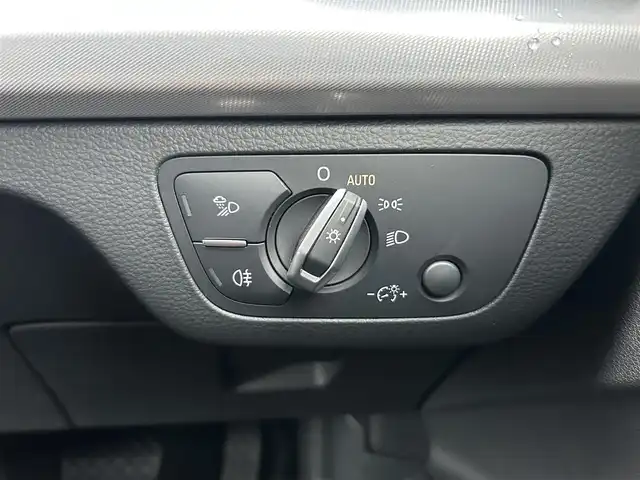 アウディ Ｑ５ TDI 1stエディション ブラックスタイリング 石川県 2019(令1)年 3.6万km パール 限定250台/アシスタンスパッケージ/マトリクスLEDヘッドライト/専用２０インチAW/ブラックスタイリング/バーチャルコックピット/ブラックレザー/前後シートヒーター/パワーシート/純正ナビ/フルセグ/３６０カメラ/ETC/ACC/パワーバックドア/前後ドラレコ