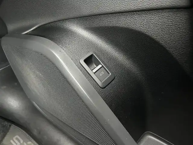 アウディ Ｑ５ TDI 1stエディション ブラックスタイリング 石川県 2019(令1)年 3.6万km パール 限定250台/アシスタンスパッケージ/マトリクスLEDヘッドライト/専用２０インチAW/ブラックスタイリング/バーチャルコックピット/ブラックレザー/前後シートヒーター/パワーシート/純正ナビ/フルセグ/３６０カメラ/ETC/ACC/パワーバックドア/前後ドラレコ