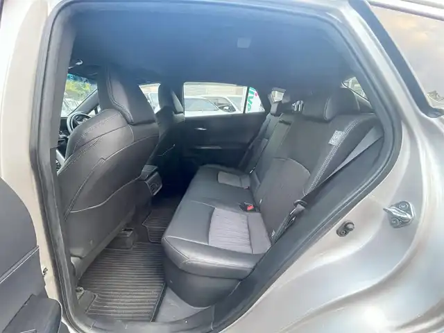 トヨタ ハリアー ハイブリッド Z 東京都 2022(令4)年 5.7万km スティールブロンドM ワンオーナー/12.3型ディスプレイオーディオナビ・フルセグTV/JBLプレミアムサウンドシステム(9スピーカー)/パノラミックビューモニター/AC100V／1500W/【MODELLISTAパーツ】/・フロントスポイラー（LED付）/・サイドスカート/・リヤスタイリングキット（リヤスカート＋マフラーエクステンション）/・フロントグリルガーニッシュ/・バックドアエアロプレート/・バックドアガーニッシュ/・シグネチャーイルミグリル/・バックドアスポイラー/ToyotaSafetySense/BSM/HUD/純正エンジンスターター/スマートキー×2