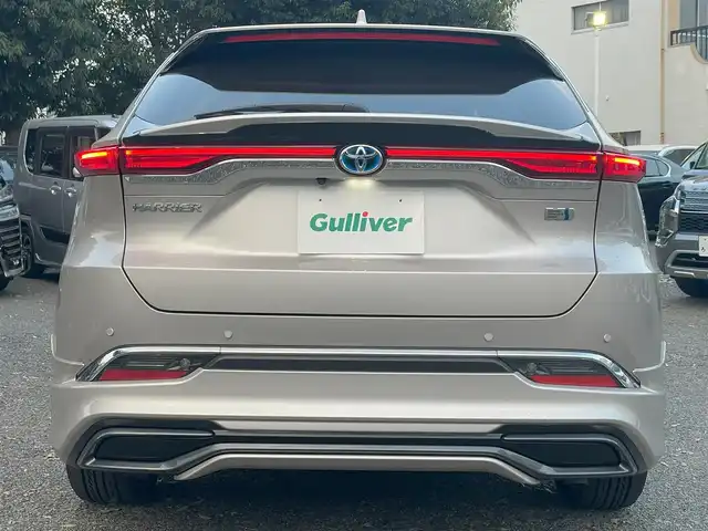 トヨタ ハリアー ハイブリッド Z 東京都 2022(令4)年 5.7万km スティールブロンドM ワンオーナー/12.3型ディスプレイオーディオナビ・フルセグTV/JBLプレミアムサウンドシステム(9スピーカー)/パノラミックビューモニター/AC100V／1500W/【MODELLISTAパーツ】/・フロントスポイラー（LED付）/・サイドスカート/・リヤスタイリングキット（リヤスカート＋マフラーエクステンション）/・フロントグリルガーニッシュ/・バックドアエアロプレート/・バックドアガーニッシュ/・シグネチャーイルミグリル/・バックドアスポイラー/ToyotaSafetySense/BSM/HUD/純正エンジンスターター/スマートキー×2