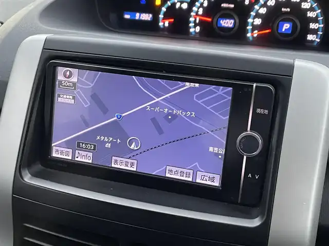 トヨタ ノア X スペシャルエディション 滋賀県 2013(平25)年 9.2万km グレーメタリック 純正ナビ/【Bluetooth/フルセグTV/CD/DVD】/純正フリップダウンモニター/ETC/バックカメラ/両側パワースライドドア/HIDヘッドライト/オートライト/ステアリングスイッチ/スマートキー