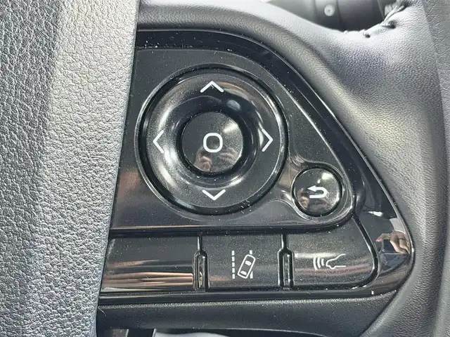 トヨタ プリウス S ツーリングセレ ブラックED 大阪府 2021(令3)年 4.5万km アティチュードブラックマイカ ディスプレイオーディオ 衝突軽減B レーダークルーズC レーンアシスト クリアランスソナー スマートキー 合皮シート シートヒーター(D/N) バックカメラ