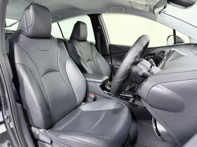 トヨタ プリウス S ツーリングセレ ブラックED 大阪府 2021(令3)年 4.5万km アティチュードブラックマイカ ディスプレイオーディオ 衝突軽減B レーダークルーズC レーンアシスト クリアランスソナー スマートキー 合皮シート シートヒーター(D/N) バックカメラ