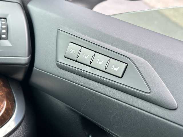 トヨタ アルファードハイブリット G Fパッケージ 広島県 2021(令3)年 4万km ホワイトパールクリスタルシャイン 禁煙/トヨタセーフティセンス/・プリクラッシュセーフティ/・LDA/・オートマチックハイビーム/・レーダークルーズコントロール/・先行車発進お知らせ/クリアランスソナー/BSM/RCTA/デジタルインナーミラー/JBLプレミアムサウンド/メーカーナビ/・フルセグ/CD/DVD/Bluetooth/パノラミックビューモニター/ステアリングヒーター/ステアリングスイッチ/シートヒーター/ベンチレーション/パワーシート/シートメモリー/電動パーキングブレーキ/ブレーキホールド/3眼LEDヘッドライト/フォグランプ/電動格納ウィンカーミラー/AC1500W電源/前後ドライブレコーダー（DC-DR652）/ETC2.0/純正フロアマット/W+サイド+カーテンエアバック