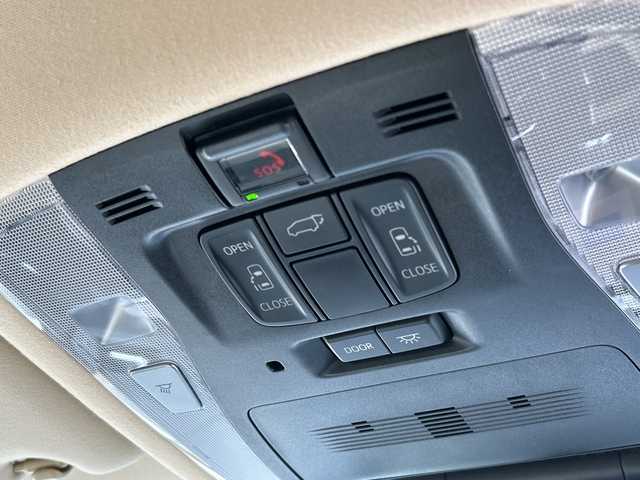 トヨタ アルファードハイブリット G Fパッケージ 広島県 2021(令3)年 4万km ホワイトパールクリスタルシャイン 禁煙/トヨタセーフティセンス/・プリクラッシュセーフティ/・LDA/・オートマチックハイビーム/・レーダークルーズコントロール/・先行車発進お知らせ/クリアランスソナー/BSM/RCTA/デジタルインナーミラー/JBLプレミアムサウンド/メーカーナビ/・フルセグ/CD/DVD/Bluetooth/パノラミックビューモニター/ステアリングヒーター/ステアリングスイッチ/シートヒーター/ベンチレーション/パワーシート/シートメモリー/電動パーキングブレーキ/ブレーキホールド/3眼LEDヘッドライト/フォグランプ/電動格納ウィンカーミラー/AC1500W電源/前後ドライブレコーダー（DC-DR652）/ETC2.0/純正フロアマット/W+サイド+カーテンエアバック