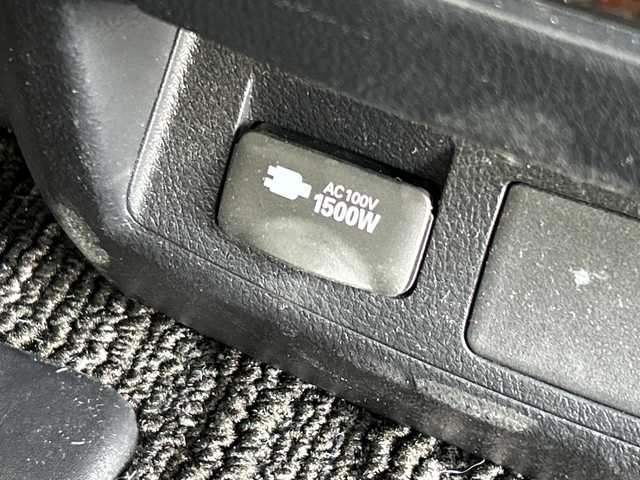 トヨタ アルファードハイブリット G Fパッケージ 広島県 2021(令3)年 4万km ホワイトパールクリスタルシャイン 禁煙/トヨタセーフティセンス/・プリクラッシュセーフティ/・LDA/・オートマチックハイビーム/・レーダークルーズコントロール/・先行車発進お知らせ/クリアランスソナー/BSM/RCTA/デジタルインナーミラー/JBLプレミアムサウンド/メーカーナビ/・フルセグ/CD/DVD/Bluetooth/パノラミックビューモニター/ステアリングヒーター/ステアリングスイッチ/シートヒーター/ベンチレーション/パワーシート/シートメモリー/電動パーキングブレーキ/ブレーキホールド/3眼LEDヘッドライト/フォグランプ/電動格納ウィンカーミラー/AC1500W電源/前後ドライブレコーダー（DC-DR652）/ETC2.0/純正フロアマット/W+サイド+カーテンエアバック