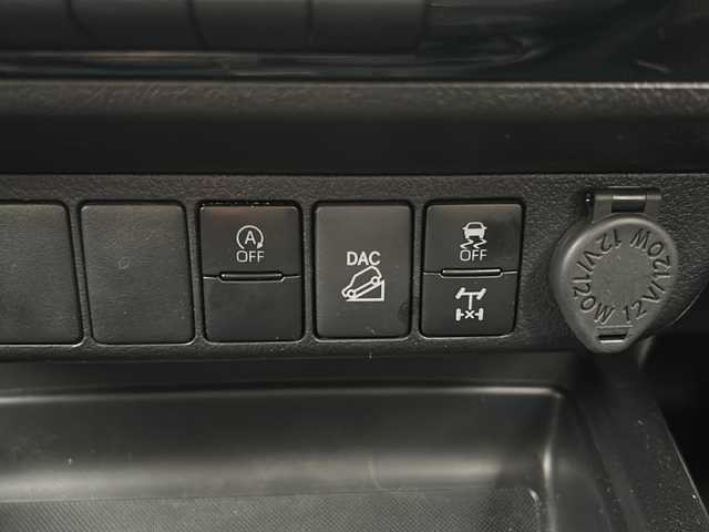 トヨタ ハイラックス Z GRスポーツ 岐阜県 2022(令4)年 3.4万km アティチュードブラックマイカ ワンオーナー/純正ナビ/Bluetooth/AM/FM/USB/Miracast/バックカメラ/ETC/パドルシフト/アダプティブクルーズコントロール/前後ドライブレコーダー/ハーフレザーシート/プッシュスタート/スマートキー/パワーシート(前席)/オートライト/オートエアコン/横滑り防止装置/プリクラッシュセーフティー/クリアランスソナー/レーンディパーチャーアラート/ロードサインアシスト/アイドリングストップ/先行車発進告知/排出ガス洗浄装置装着車/純正フロアマット