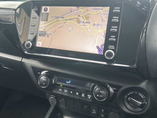 トヨタ ハイラックス Z GRスポーツ 岐阜県 2022(令4)年 3.4万km アティチュードブラックマイカ ワンオーナー/純正ナビ/Bluetooth/AM/FM/USB/Miracast/バックカメラ/ETC/パドルシフト/アダプティブクルーズコントロール/前後ドライブレコーダー/ハーフレザーシート/プッシュスタート/スマートキー/パワーシート(前席)/オートライト/オートエアコン/横滑り防止装置/プリクラッシュセーフティー/クリアランスソナー/レーンディパーチャーアラート/ロードサインアシスト/アイドリングストップ/先行車発進告知/排出ガス洗浄装置装着車/純正フロアマット