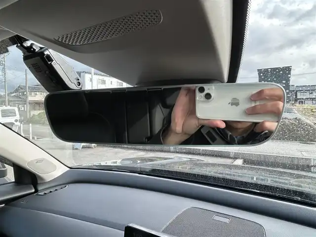 ホンダ ＺＲ－Ｖ ハイブリッド e:HEV Z 富山県 2022(令4)年 2万km クリスタルブラックパール 4WD/純正SDナビ/(AM/FM/BT/USB)/フルセグTV/カメラ(バック、全方位)/Honda CONNECT/BOSEサウンド/ブラインドスポットモニター/ワイヤレス充電器/レーダークルーズコントロール/衝突軽減システム/レーンキープアシスト/オートマチックハイビーム/コーナーセンサー/ダウンヒルアシストコントロール/後退出庫サポート/パドルシフト/ETC2.0/ドライブレコーダー　前後/シートヒーター　運転席+助手席/パワーシート　運転席+助手席/レザーシート/電動リアゲート/純正AW/フロアマット純正/スマートキー×2/取扱説明書/保証書