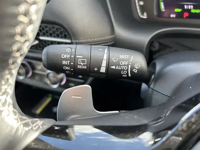 ホンダ ＺＲ－Ｖ ハイブリッド e:HEV Z 富山県 2022(令4)年 2万km クリスタルブラックパール 4WD/純正SDナビ/(AM/FM/BT/USB)/フルセグTV/カメラ(バック、全方位)/Honda CONNECT/BOSEサウンド/ブラインドスポットモニター/ワイヤレス充電器/レーダークルーズコントロール/衝突軽減システム/レーンキープアシスト/オートマチックハイビーム/コーナーセンサー/ダウンヒルアシストコントロール/後退出庫サポート/パドルシフト/ETC2.0/ドライブレコーダー　前後/シートヒーター　運転席+助手席/パワーシート　運転席+助手席/レザーシート/電動リアゲート/純正AW/フロアマット純正/スマートキー×2/取扱説明書/保証書