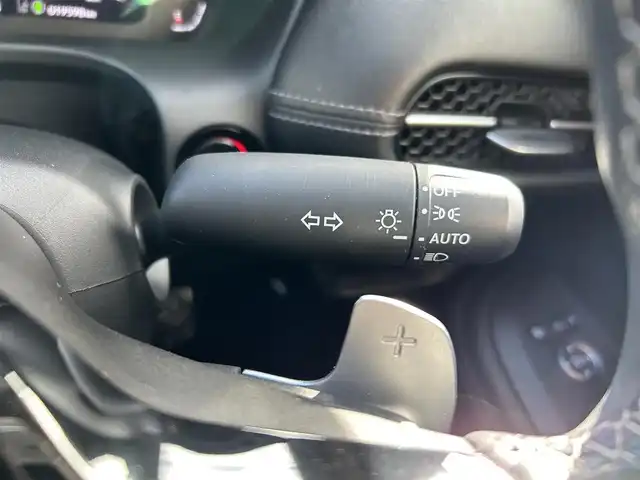 ホンダ ＺＲ－Ｖ ハイブリッド e:HEV Z 富山県 2022(令4)年 2万km クリスタルブラックパール 4WD/純正SDナビ/(AM/FM/BT/USB)/フルセグTV/カメラ(バック、全方位)/Honda CONNECT/BOSEサウンド/ブラインドスポットモニター/ワイヤレス充電器/レーダークルーズコントロール/衝突軽減システム/レーンキープアシスト/オートマチックハイビーム/コーナーセンサー/ダウンヒルアシストコントロール/後退出庫サポート/パドルシフト/ETC2.0/ドライブレコーダー　前後/シートヒーター　運転席+助手席/パワーシート　運転席+助手席/レザーシート/電動リアゲート/純正AW/フロアマット純正/スマートキー×2/取扱説明書/保証書