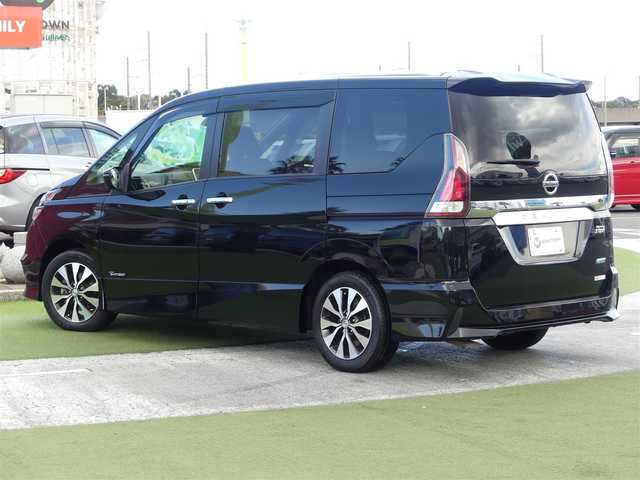日産 セレナ ハイウェイスター G 千葉県 2016(平28)年 4万km ダイヤモンドブラック エマージェンシーブレーキ/プロパイロット/インテリジェントクルーズコントロール/インテリジェントルームミラー/ハンスフリー両側パワースライドドア/社外SDナビ/地デジTV/【DVD/CD再生機能　Bluetooth接続】/アラウンドビューモニター/ドライブレコーダー/ETC（2.0）/LEDヘッドライト/コーナーセンサー/純正16インチアルミホイル/サイド/カーテンエアバッグ/インテリジェントキー