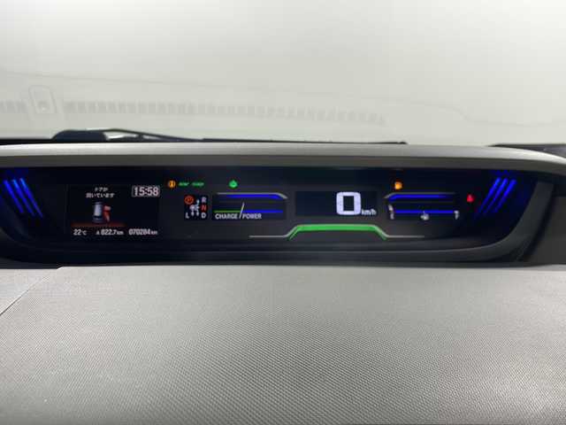 ホンダ フリード ハイブリット EX 神奈川県 2016(平28)年 7.1万km モダンスティールM 両側電動スライドドア【サンシェード】/ホンダセンシング/衝突軽減ブレーキ/歩行者事故低減ステアリング/アダブティブクルーズコントロール/車線維持支援システム/路外逸脱抑制機能/誤発進抑制機能/先行車発進告知お知らせ/標識認識機能/社外コンビステアリング/ハーフレザーシート/前席シートヒーター/プッシュスタート/ビルトインETC/スマートキー/純正15インチアルミホイール/純正サイドシル　リアスポイラー/LEDヘッドランプ/オートライト/アクティブコーナリングランプ