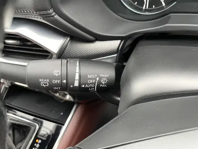 マツダ ＣＸ－８ XD エクスクルーシブモード 千葉県 2021(令3)年 3.9万km チタニウムフラッシュマイカ レザーシート/360°カメラ/BOSEプレミアムサウンド/純正マツダコネクトナビ/・Bluetooth/フルセグTV/前席パワーシート/1列目2列目シートヒーター/前席シートベンチレーション/パワーバックドア/レーンキープアシスト/アダプティブクルーズコントロール/ブラインドスポットモニター/スマートキー/前後コーナーセンサー/ヘッドアップディスプレイ/パドルシフト/純正19インチアルミホイール/置くだけ充電/純正アダプティブLEDヘッドライト/フォグランプ/本革巻ステアリング/社外ETC2.0/ドアバイザー/サイド＆カーテンエアバッグ/新車保証書＆取扱説明書