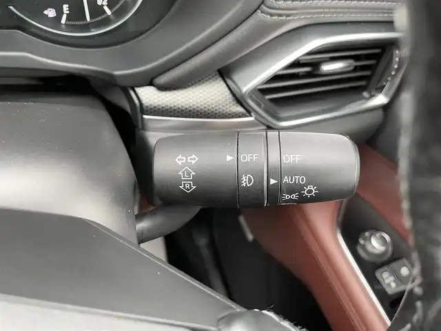 マツダ ＣＸ－８ XD エクスクルーシブモード 千葉県 2021(令3)年 3.9万km チタニウムフラッシュマイカ レザーシート/360°カメラ/BOSEプレミアムサウンド/純正マツダコネクトナビ/・Bluetooth/フルセグTV/前席パワーシート/1列目2列目シートヒーター/前席シートベンチレーション/パワーバックドア/レーンキープアシスト/アダプティブクルーズコントロール/ブラインドスポットモニター/スマートキー/前後コーナーセンサー/ヘッドアップディスプレイ/パドルシフト/純正19インチアルミホイール/置くだけ充電/純正アダプティブLEDヘッドライト/フォグランプ/本革巻ステアリング/社外ETC2.0/ドアバイザー/サイド＆カーテンエアバッグ/新車保証書＆取扱説明書