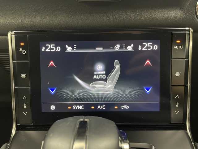 マツダ ＭＸ－３０ 栃木県 2021(令3)年 2.7万km ポリメタルグレーメタリック3トーン ワンオーナー/モダンコンフィデンスパッケージ/・合皮シート(ホワイト×グレー)/エクステリアパッケージ/・18インチアルミホイール(高輝度ダーク塗装)/・3トーンカラー/・Dピラーガーニッシュメッキロゴ（MAZDA）/・Bピラーガーニッシュ（ピアノブラック）/インテリアパッケージ/360°セーフティパッケージ/・ドライバーモニタリング/・全周囲カメラ/ユーティリティパッケージ/・運転席10Wayパワーシート・メモリー付/・ステアリングヒーター/・シートヒーター(D/N席)/・スーパーUVカット、IRカットガラス/・リバース連動ドアミラー、自動防眩機能付/BOSEサウンドシステム/純正SDナビ/・Apple CarPlay/Android Auto/Bluetooth/・フルセグTV/・USB/HDMI/i-ACTIVSENSE/・スマート・ブレーキ・サポート/・オートハイビーム/・ブラインドスポットモニタリング/・レーダークルーズコントロール/前後ドライブレコーダー/ビルトインETC/純正フロアマット/サイド+カーテンエアバッグ/スマートキー×2本/保証書、取扱説明書