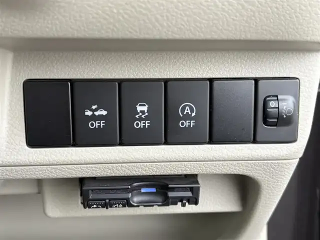 スズキ ラパン L 大分県 2017(平29)年 7.3万km アーバンブラウンパールメタリック ・ナビ(CD/DVD/SD/BT)/・ワンセグテレビ/・衝突被害軽減ブレーキ/・ETC/・ドライブレコーダー/・運転席シートヒーター/・スマートキー/・プッシュスタート/・フロアマット/・ドアバイザー/・電格ミラー/・アイドリングストップ