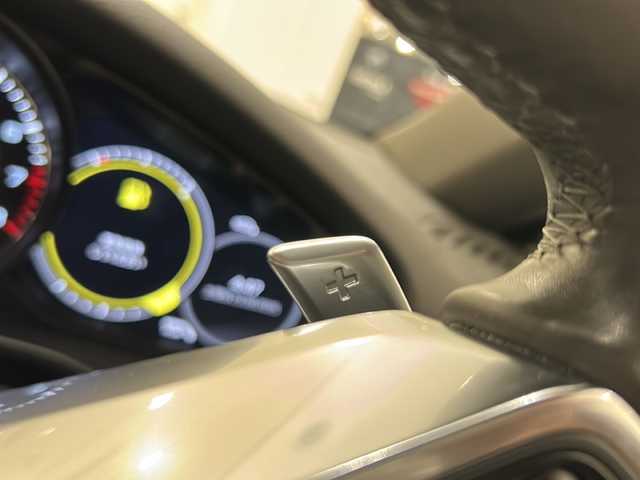 ポルシェ パナメーラ 4S 新潟県 2017(平29)年 4.6万km ジェットブラック スポーツエグゾーストシステム/・スポーツテールパイプ（シルバー）/ポルシェアクティブサスペンション/エントリードライブ/サラウンドアシスト/レーンキープアシスト/レーンチェンジアシスト/パーキングアシスト/パークディスタンコントロール/LEDマトリックスヘッドライト/ハイビームアシスト/ブラックレザー/シートヒーター（全席）/純正HDDナビ/・Bluetooth/ラジオ/AUX/BOSEサウンドシステム/リアビューカメラ/ドライブレコーダー/ETC2.0/クルーズコントロール/パドルシフト/純正20インチアルミホイール/純正フロアマット/ISOFIX