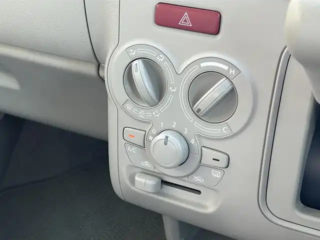 スズキ ラパン S 静岡県 2016(平28)年 8.8万km フレンチミントパールメタリック ディーラー純正ナビ/BT/CD/DVD/USB/SDミュージック/フルセグTV/ETC/スマートーキー/バックカメラ/純正フロアマット/シートヒーターD席/AC/プッシュスタート