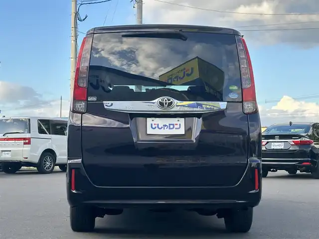 トヨタ ノア X 道北・旭川 2014(平26)年 11.2万km ボルドーマイカメタリック (株)IDOMが運営する【じしゃロン旭川店】の自社ローン専用車両になります。こちらは現金またはオートローンご利用時の価格です。自社ローンご希望の方は別途その旨お申付け下さい・/　/・社外CDオーディオ/・ETC/・ドライブレコーダー/・片側パワースライドドア/・電動格納ウィンカーミラー/・リモコンキー1個/・フォグランプ/・積込スタッドレス 社外AW195/65R15/・取扱説明書