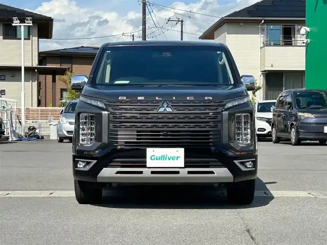 三菱 デリカＤ：５ P 神奈川県 2019(令1)年 6.3万km アイガーグレーM/ダイヤモンドブラックマイカ 純正10インチナビ(CD/DVD/BT/フルセグ)/全方位カメラ/後席モニター/電動リアゲート/D席N席シートヒーター/D席パワーシート/ETC/USB入力端子/100V充電/パドルシフト/エンジンスタートボタン/スマートキー/パワーステアリング/パワーウィンドウ/4WD/アイドリングストップ/レーダークルーズコントロール/三列シート/フロアマット/両側パワースライドドア/純正アルミホイール/ABS/横滑り防止装置/レーンキープアシスト/オートライト/オートマチックハイビーム/LEDヘッドライト/W+サイドエアバック/カーテンエアバック/衝突軽減システム