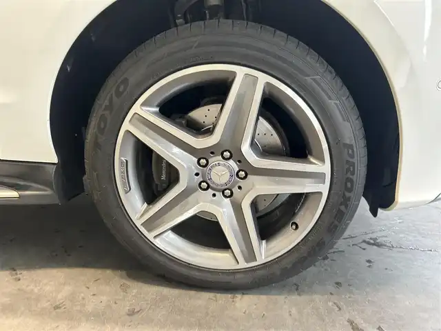メルセデス・ベンツ ＧＬＥ３５０ｄ 4MATIC スポーツ 大阪府 2017(平29)年 5.7万km ポーラホワイト レーダーセーフティP/パノラマサンルーフ/HarmanKardon/黒革/メモリ付きパワーシート/シートヒーター/ACC/純正ナビ/TV/360度カメラ/applecarplay/純正20インチAW/LEDヘッドライト/電動リアゲート/クリアランスソナー/ブラインドスポット/ルーフレール/ETC/ドラレコ/パドルシフト
