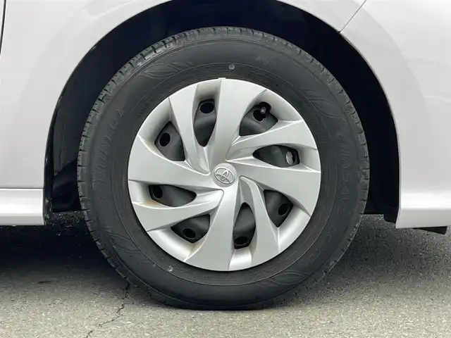 トヨタ ヤリス ハイブリッド G 群馬県 2022(令4)年 1.1万km アイスピンクメタリック トヨタセーフティセンス/・プリクラッシュセーフティ/・レーントレーシングアシスト/・クリアランスソナー/・パーキングサポートブレーキ/・ロードサインアシスト/・オートハイビーム/・レーダークルーズコントロール/純正8インチディスプレイオーディオ/　　Bluetooth/CD/DVD/    FM/AM/USB/    AppleCarPlay/AndroidAuto/バックカメラ/ステアリングスイッチ/純正フロアマット/スマートキー2本/前後ドライブレコーダー