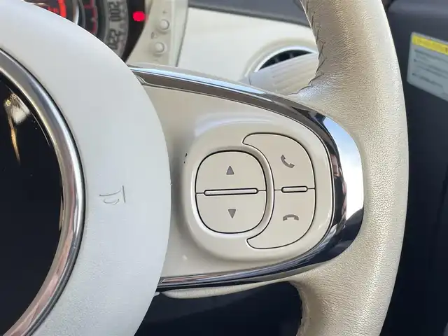 フィアット ５００ スーパーポップ 10thアニバーサリ 三重県 2017(平29)年 3.5万km ボサノバホワイト カロッツェリアナビ　/フルセグＴＶ　/ＥＴＣ　/社外１４インチアルミ　/ドライブレコーダー　/１０ｔｈ専用バッチ　/ＤＶＤ再生　/ＬＥＤデイライト　/ハロゲンヘッドライト　/Ｂｌｕｅｔｏｏｔｈ　/スペアキー　/取扱説明書