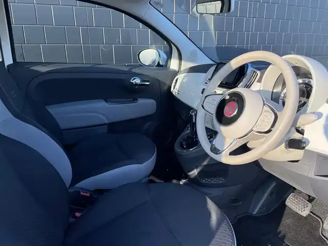 フィアット ５００ スーパーポップ 10thアニバーサリ 三重県 2017(平29)年 3.5万km ボサノバホワイト カロッツェリアナビ　/フルセグＴＶ　/ＥＴＣ　/社外１４インチアルミ　/ドライブレコーダー　/１０ｔｈ専用バッチ　/ＤＶＤ再生　/ＬＥＤデイライト　/ハロゲンヘッドライト　/Ｂｌｕｅｔｏｏｔｈ　/スペアキー　/取扱説明書