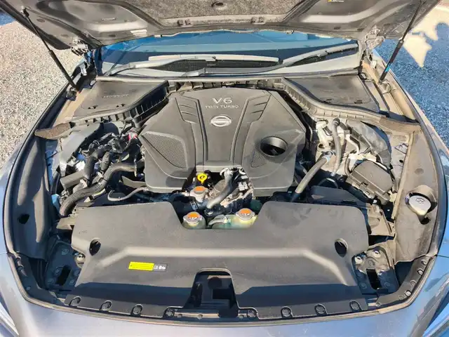 日産 スカイライン GT タイプSP 愛知県 2020(令2)年 1.8万km ダークメタルグレー ワンオーナー/純正8型ナビ/フルセグTV/アラウンドビューモニター/ビルトインETC2.0/ドライブレコーダー/レーダークルーズコントロール/フロント/バックソナー/全方位運転支援システム/・エマージェンシーブレーキ/・車線逸脱防止支援システム/・踏み間違い衝突防止アシスト/・後側方衝突防止支援システム/・後側方車両検知警報/ツインターボ/ステアリング連動LEDヘッドランプ/LEDフロントフォグランプ/革巻きステアリング/パドルシフト/ベージュ革シート/前席パワーシート/シートヒーター/純正19インチアルミホイール/ローダウン/HKS車高調/スマートキー/プッシュエンジンスターター/禁煙車