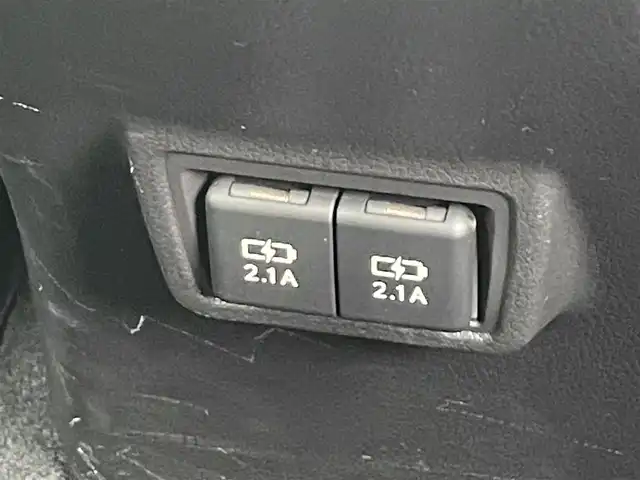 レクサス ＵＸ 250h バージョンC 滋賀県 2019(平31)年 6万km ソニックチタニウム 純正10型ナビ/（BT/CD/DVD/USB/Miracast/フルセグ）/バックカメラ/パワーシート/シートヒーター/ステアリングヒーター/ETC2.0/衝突被害軽減ブレーキ/レーダークルーズコントロール/オートハイビーム/クリアランスソナー/MT付AT/電子パーキング/オートホールド/LEDヘッドライト/電動テレスコチルト