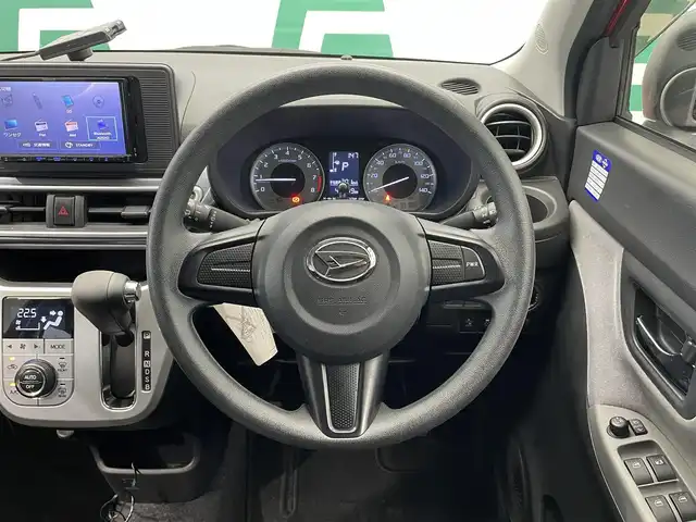 ダイハツ キャスト アクティバ X SAⅡ 鹿児島県 2016(平28)年 4.5万km シャイニングレッド 禁煙車/社外ナビ/（iPod/USB/CD・DVD/ワンセグ/AM・FM/BT）/スマートスマートII/・衝突被害軽減ブレーキ機能/・車線逸脱警報機能/・前後誤発進抑制機能/・先行車発進お知らせ機能/ETC/ヘッドライトレベライザー/社外フロアマット/純正ドアバイザー/電格ミラー/オートライト/プッシュスタート/スマートキー