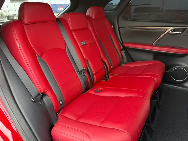 レクサス ＲＸ 450h Fスポーツ 香川県 2020(令2)年 5万km レッドマイカクリスタルシャイン 純正12.3型ナビ/　(Blu-ray/AppleCarPlay、AndroidAuto対応)/フルセグTV/パワーバックドア/パノラミックビューモニター/ビルトインETC2.0/ドライブレコーダー/レーダークルーズコントロール/クリアランスソナー/セーフティシステムプラス/・プリクラッシュセーフティ/・レーントレーシングアシスト/・オートマチックハイビーム/・ロードサインアシスト/・先行車発進告知機能/角型3眼LEDヘッドランプ/本革巻きステアリング/ステアリングヒーター/パドルシフト/フレアレッド革シート/前席スポーツシート/前席パワーシート/前席コンフォータブルエアシート/運転席ポジションメモリー/純正20インチアルミホイール/スマートエントリー/スタートシステム/禁煙車